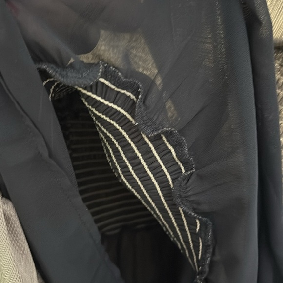 AQUA Metallic Lamé Mini Dress Sleeveless Smocked Ruffle Size Small - Picture 10 of 14